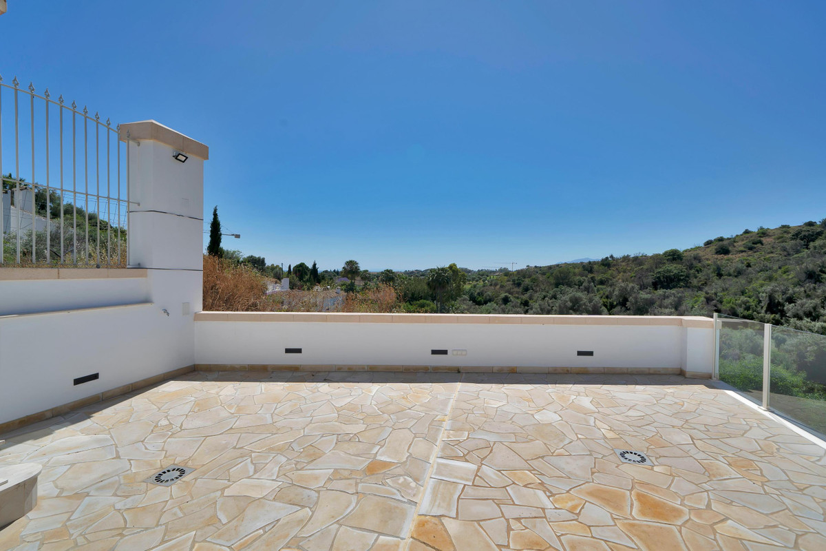 3 Bedroom Villa for Sale in Marbella — 6
