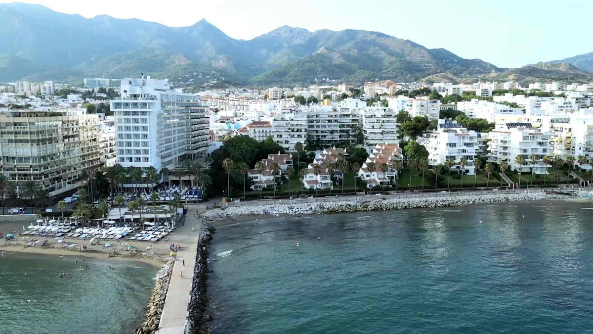 2 Bedroom Apartment for Sale in Marbella