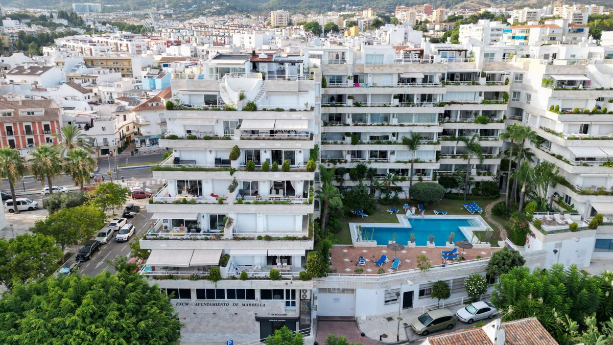 2 Bedroom Apartment for Sale in Marbella — view 16