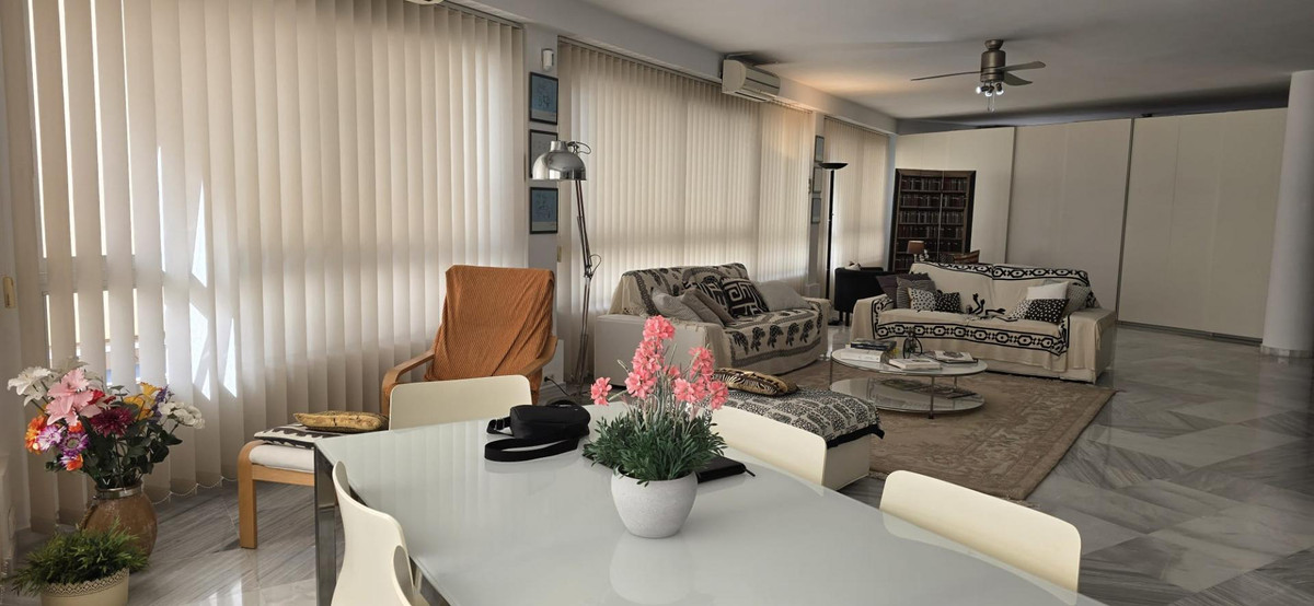 2 Bedroom Apartment for Sale in Marbella — 6
