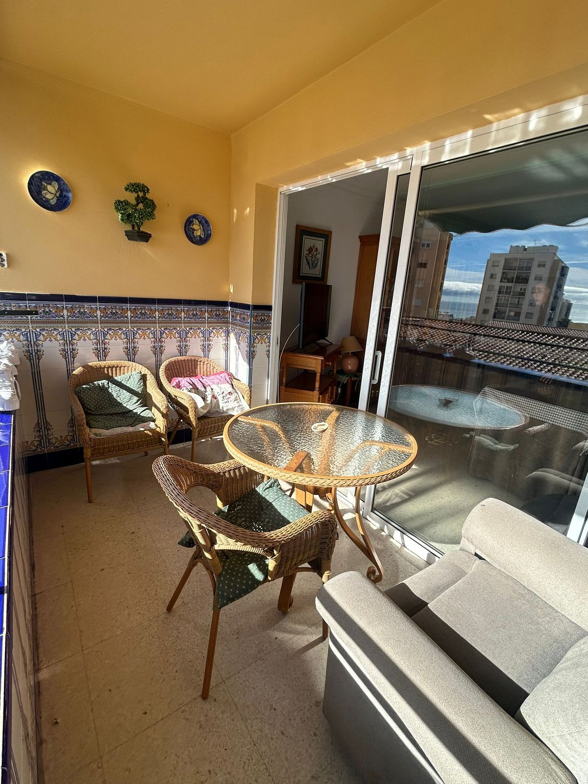 3 Bedroom Apartment for Sale in Marbella — view 3