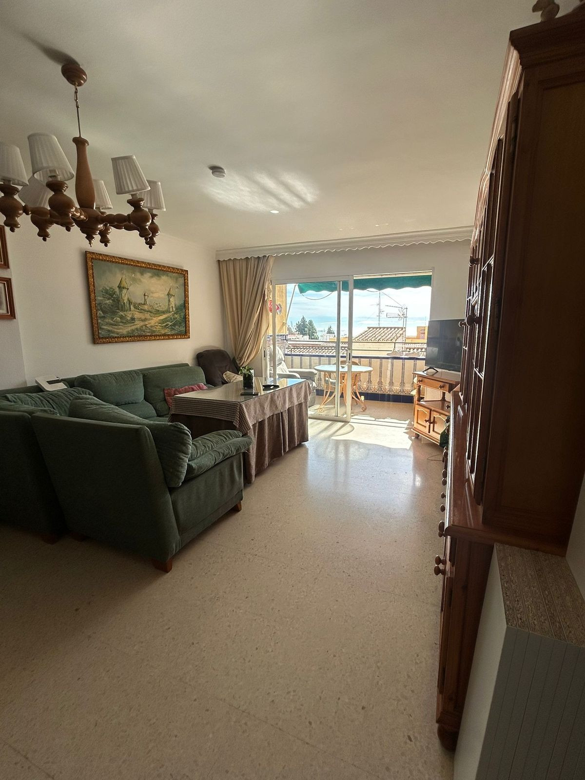 3 Bedroom Apartment for Sale in Marbella — view 4