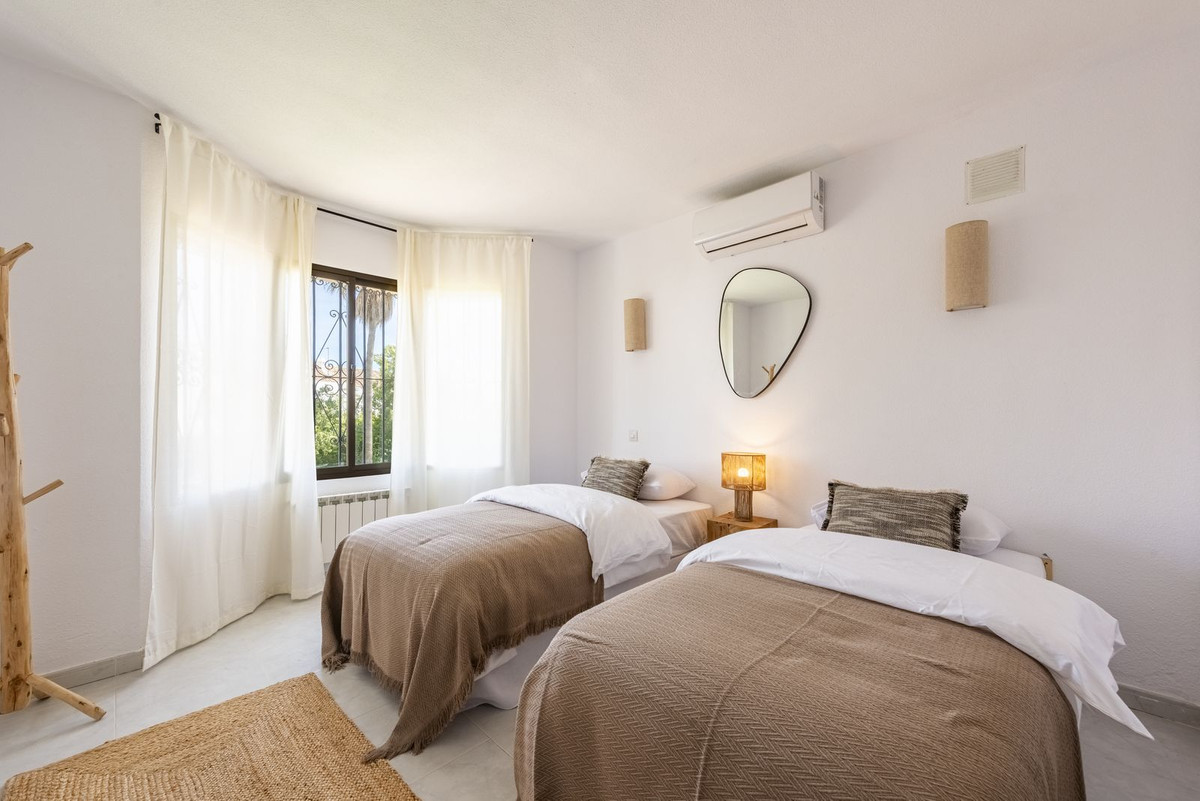 3 Bedroom Villa for Sale in Atalaya — view 15