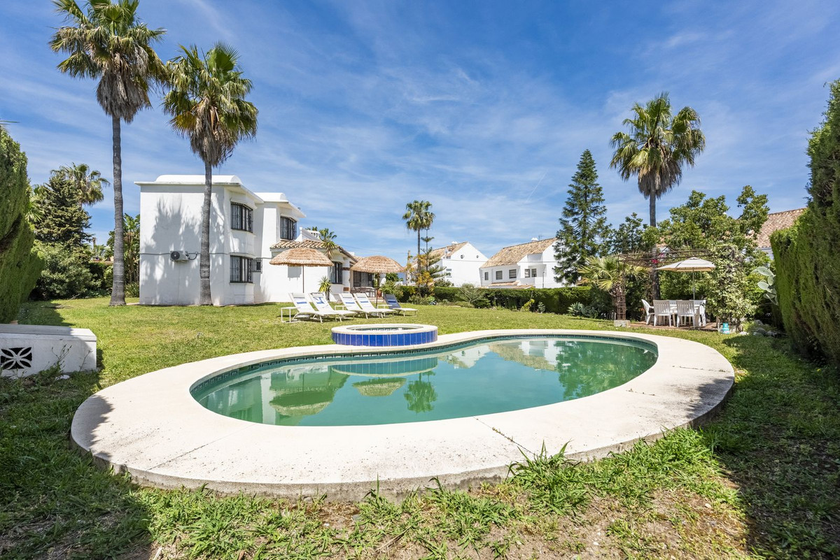 3 Bedroom Villa for Sale in Atalaya — view 3