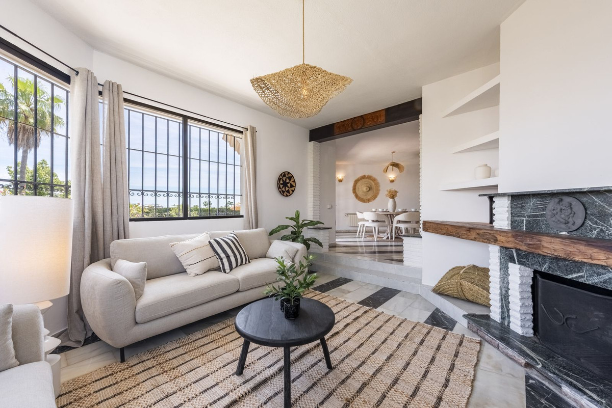 3 Bedroom Villa for Sale in Atalaya — view 9