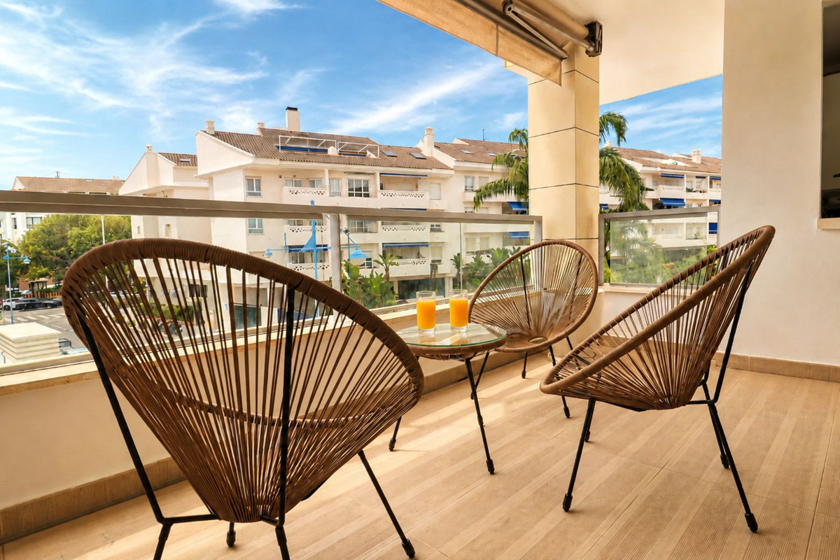 3 Bedroom Apartment for Sale in San Pedro de Alcántara
