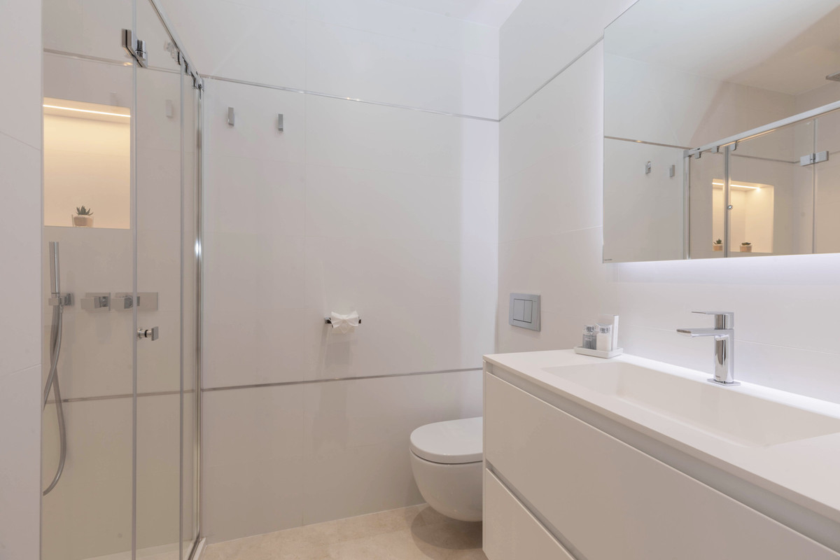 4 Bedroom Villa for Sale in Benahavís — view 19