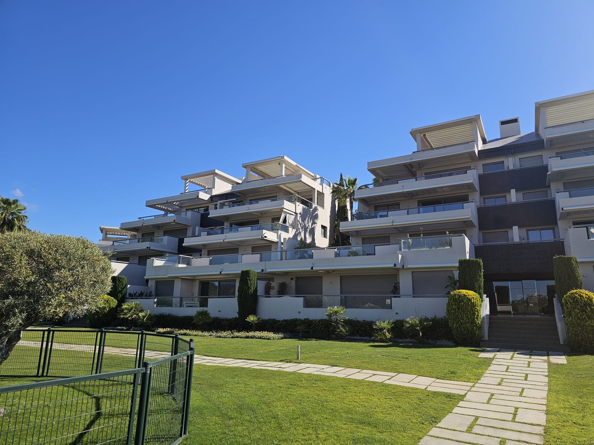 3 Bedroom Apartment for Sale in Benahavís — 4