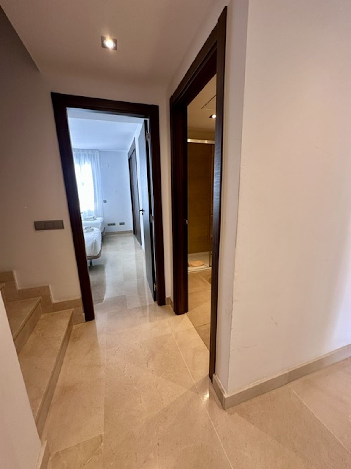 3 Bedroom Apartment for Sale in Marbella — view 20