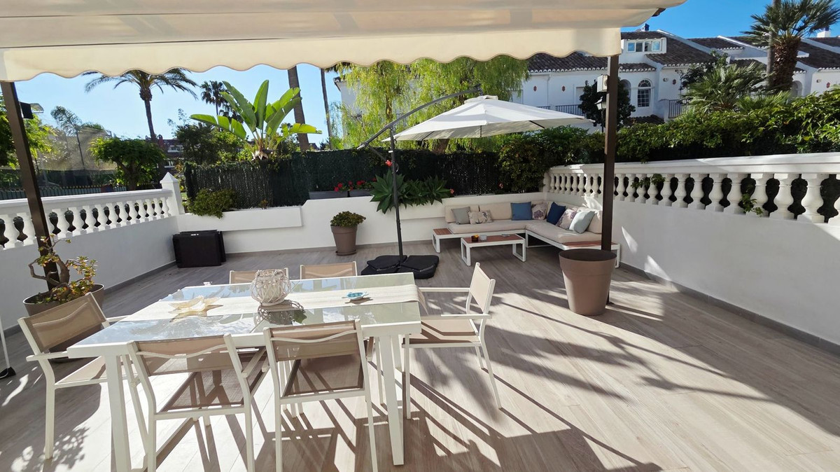 3 Bedroom Villa for Sale in The Golden Mile