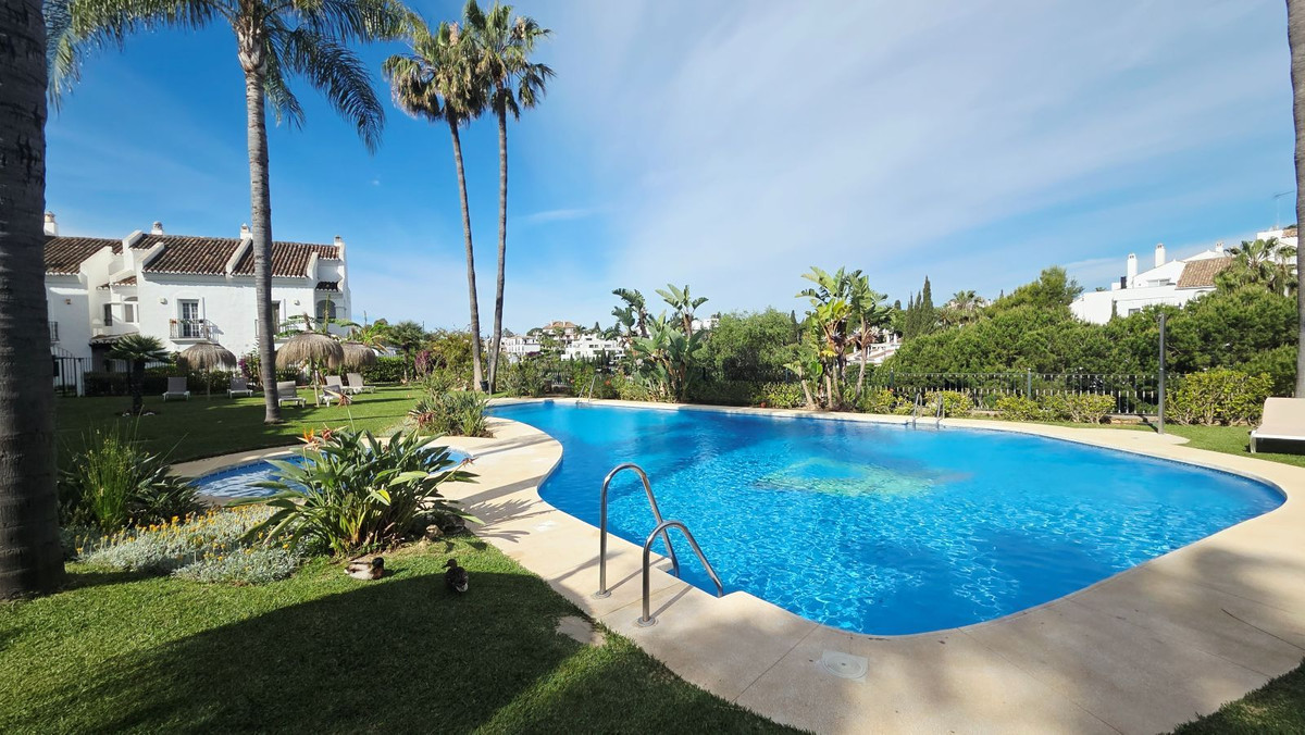 3 Bedroom Villa for Sale in The Golden Mile — 2