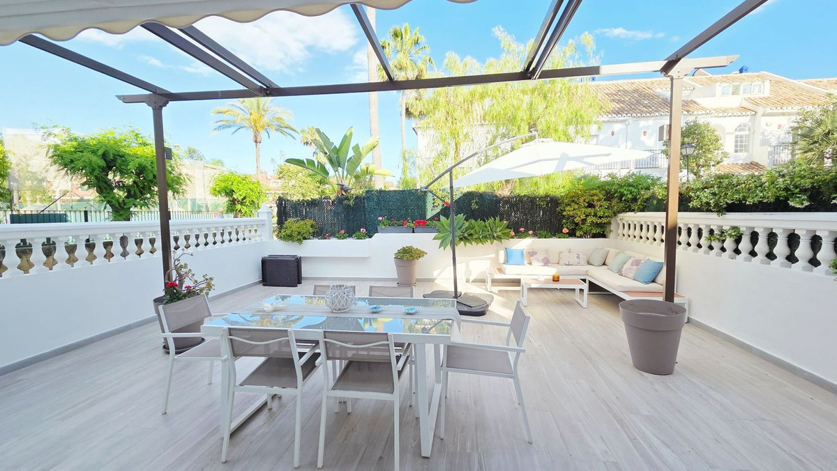 3 Bedroom Villa for Sale in The Golden Mile — 5