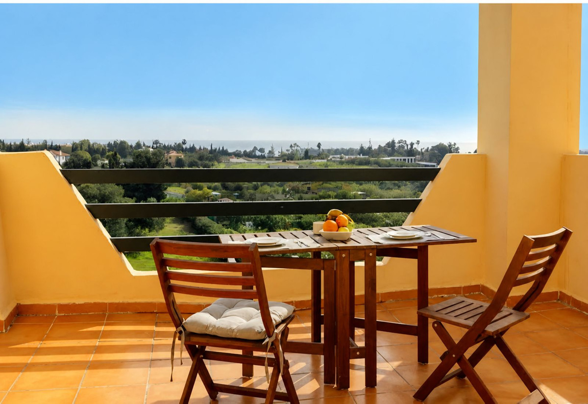 3 Chambres Appartement à Vendre à Selwo — view 2