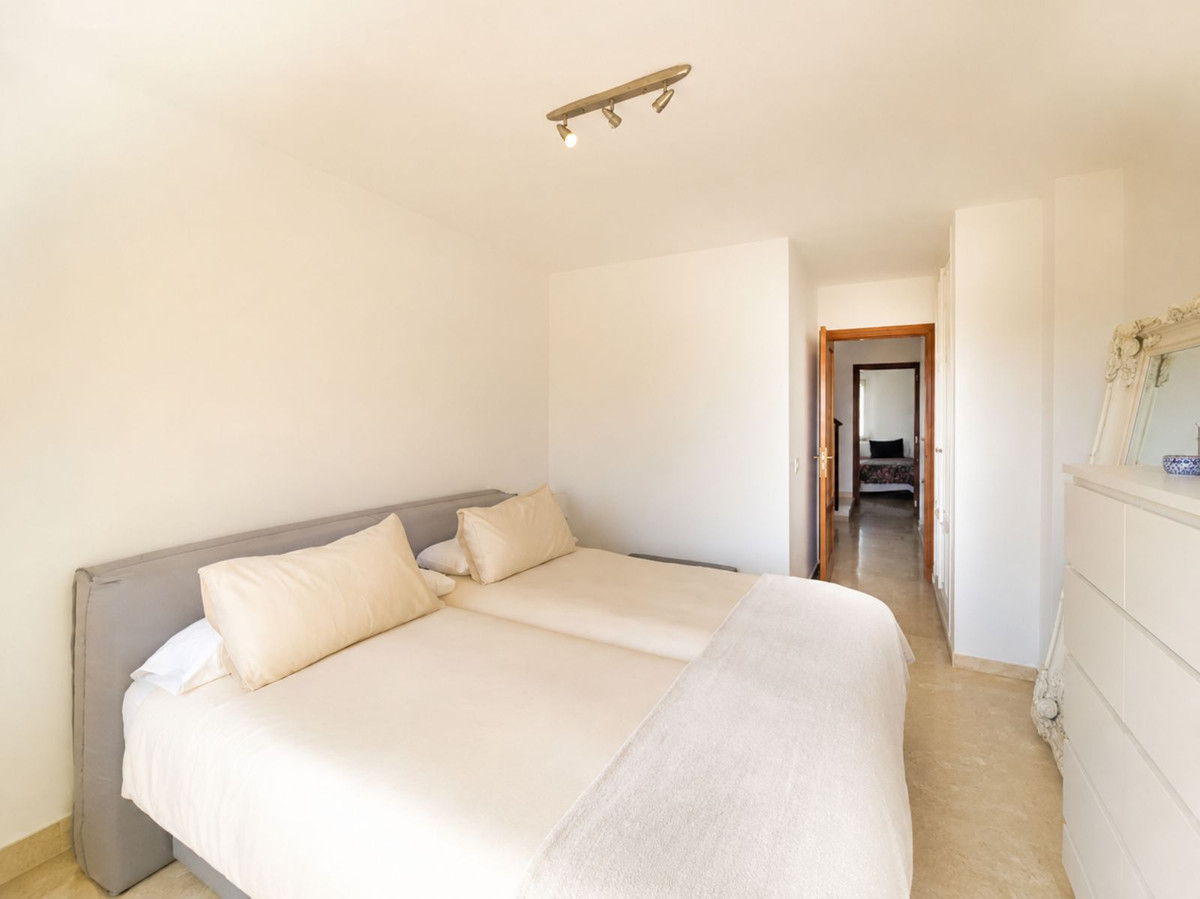 3 Chambres Appartement à Vendre à Selwo — view 6