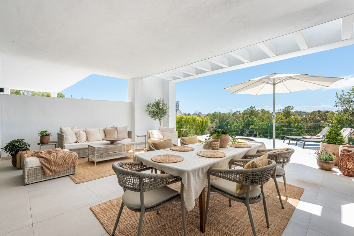 4 Bedroom Villa for Sale in San Pedro de Alcántara