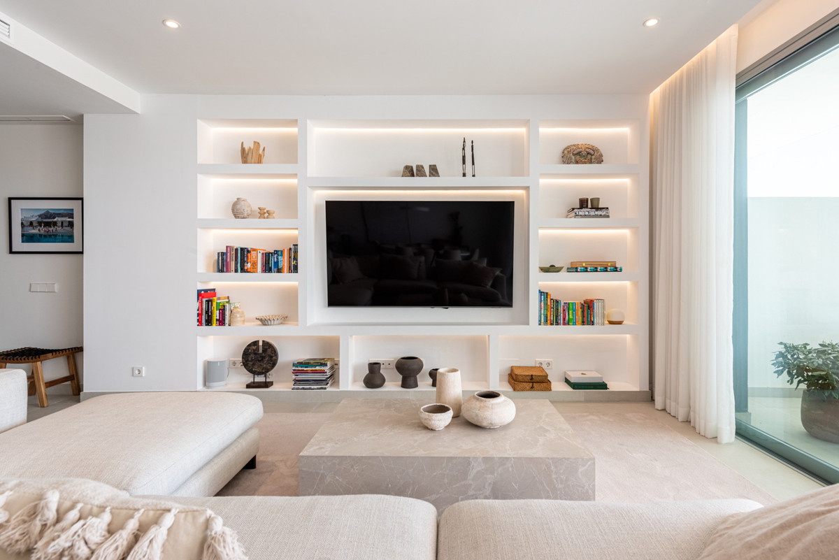 4 Bedroom Villa for Sale in San Pedro de Alcántara — view 6