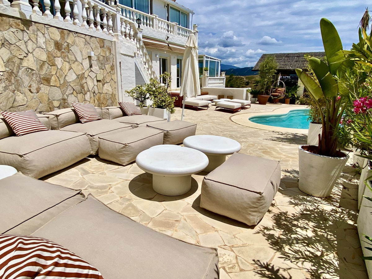 4 Bedroom Villa for Sale in El Padron — view 13