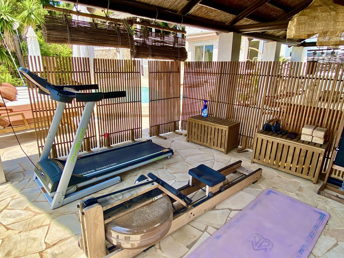 4 Bedroom Villa for Sale in El Padron — view 18