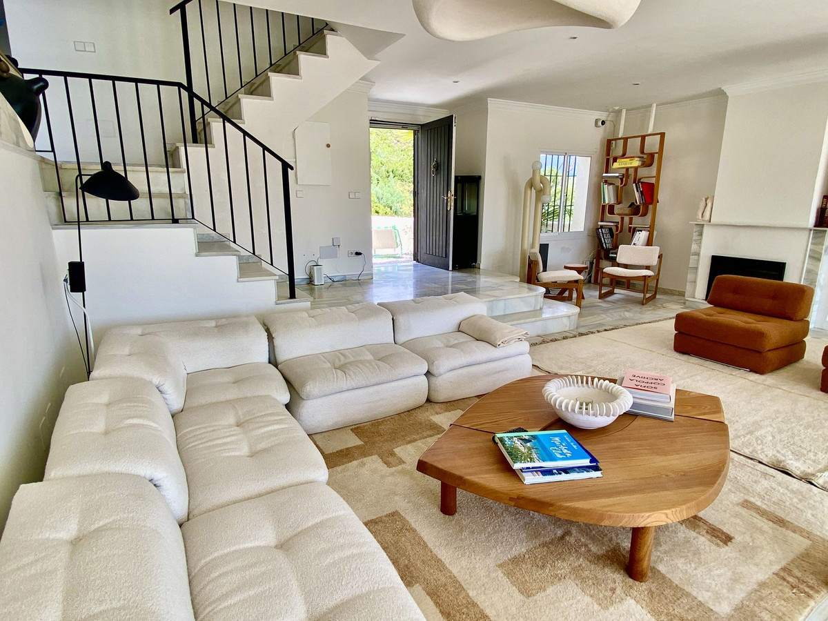 4 Bedroom Villa for Sale in El Padron — 9