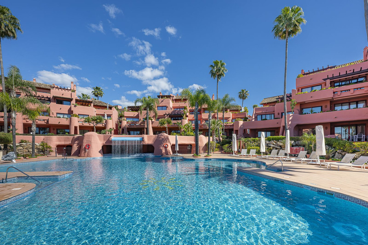 3 Bedroom Apartment for Sale in New Golden Mile — view 20