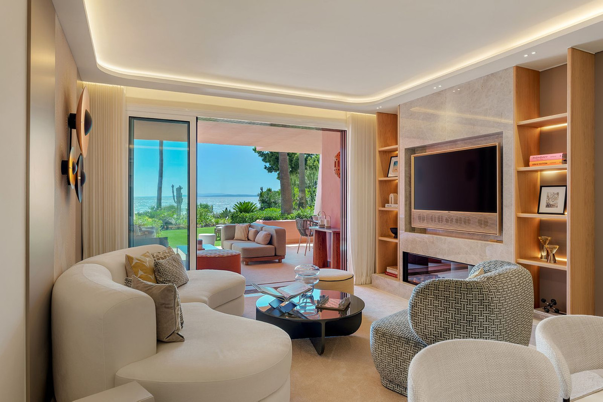 3 Bedroom Apartment for Sale in New Golden Mile — 3