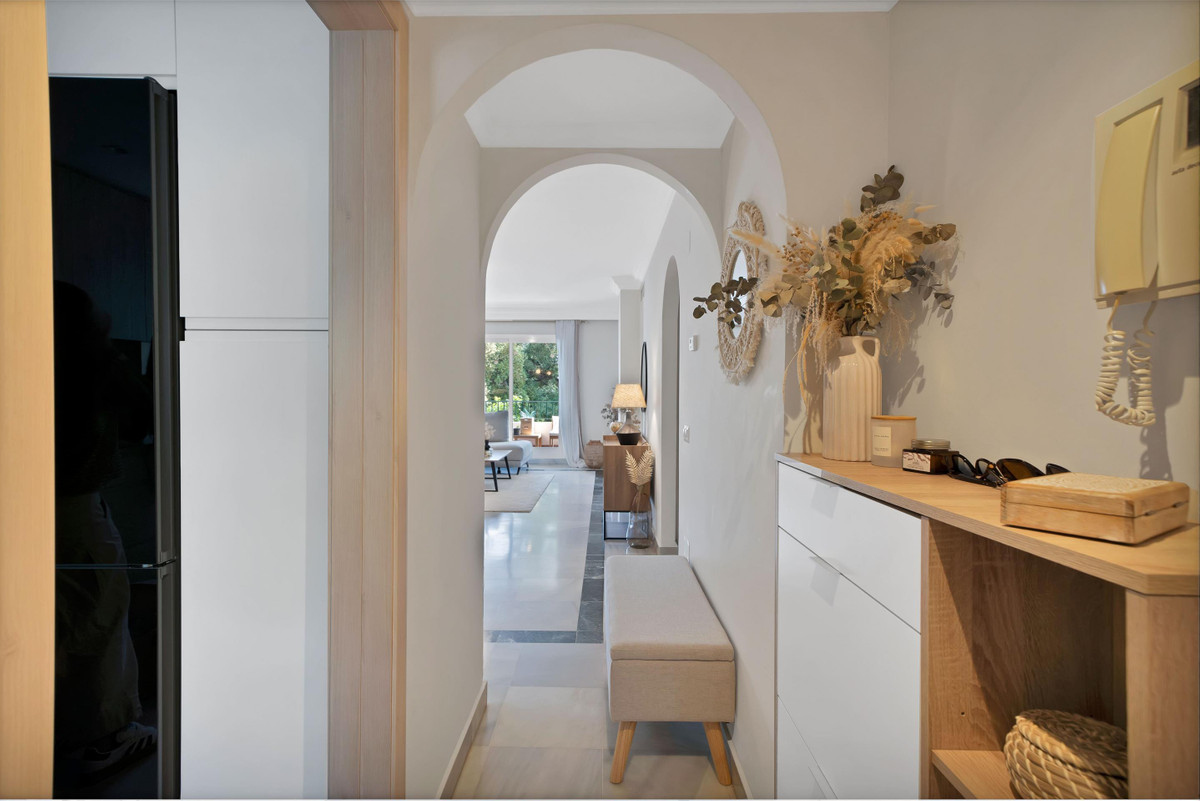 2 Bedroom Apartment for Sale in Marbella — view 11