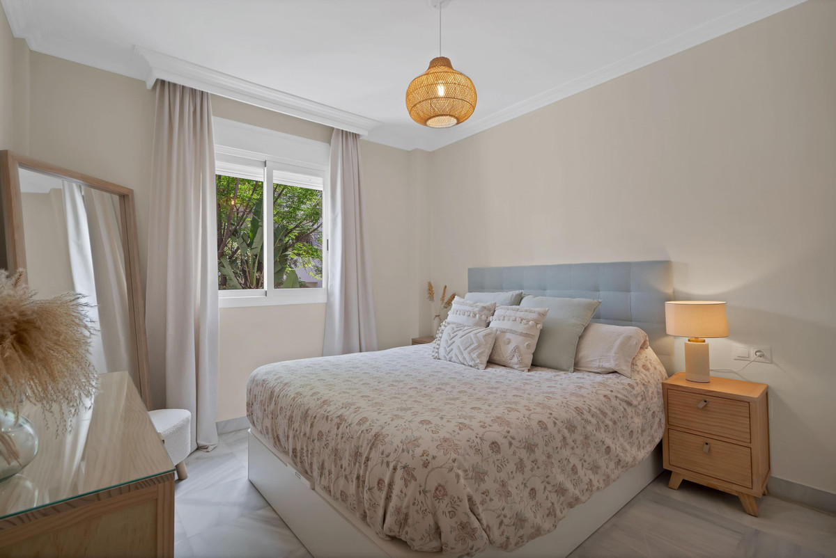 2 Bedroom Apartment for Sale in Marbella — view 19