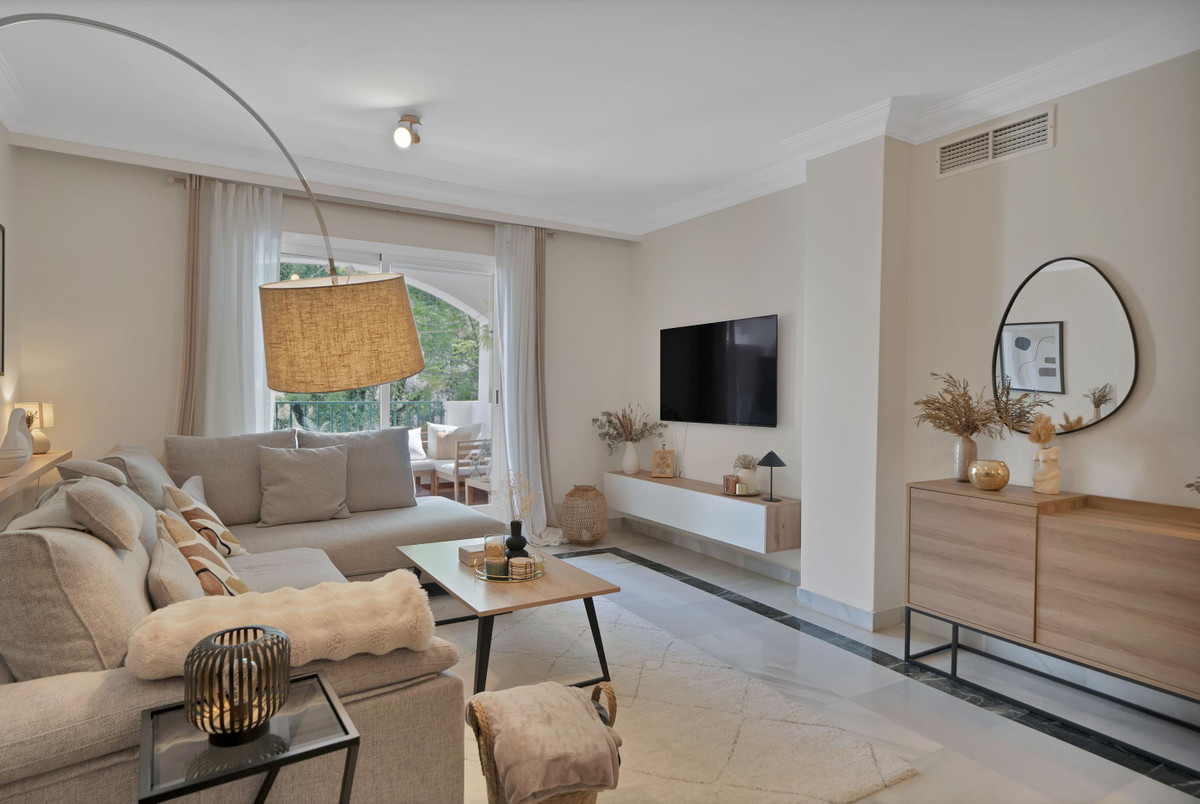 2 Bedroom Apartment for Sale in Marbella — 4