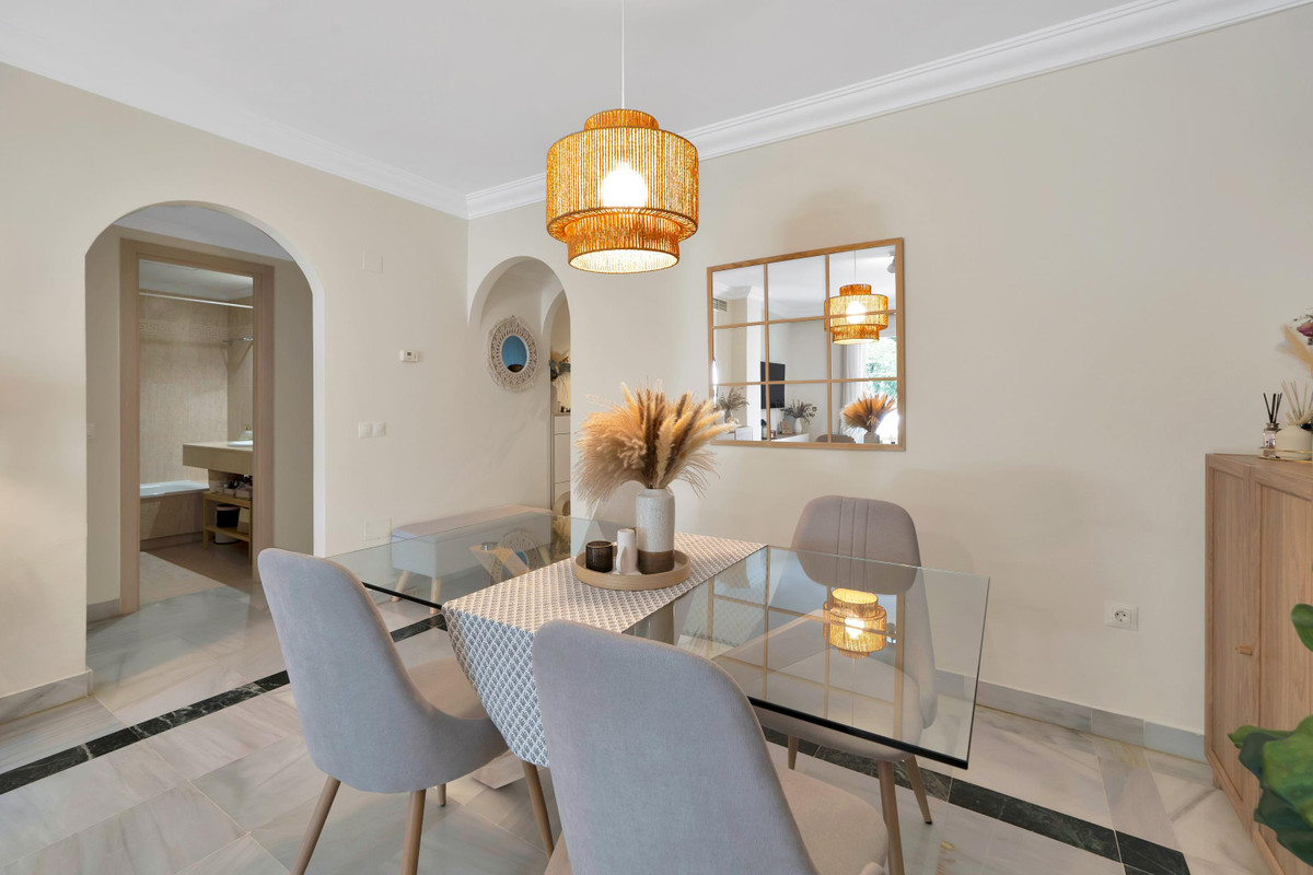 2 Bedroom Apartment for Sale in Marbella — 8