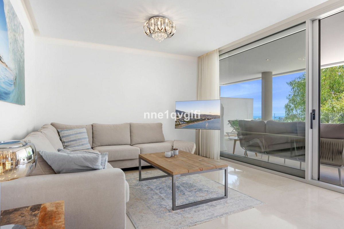 3 Bedroom Apartment for Sale in Benahavís — 4