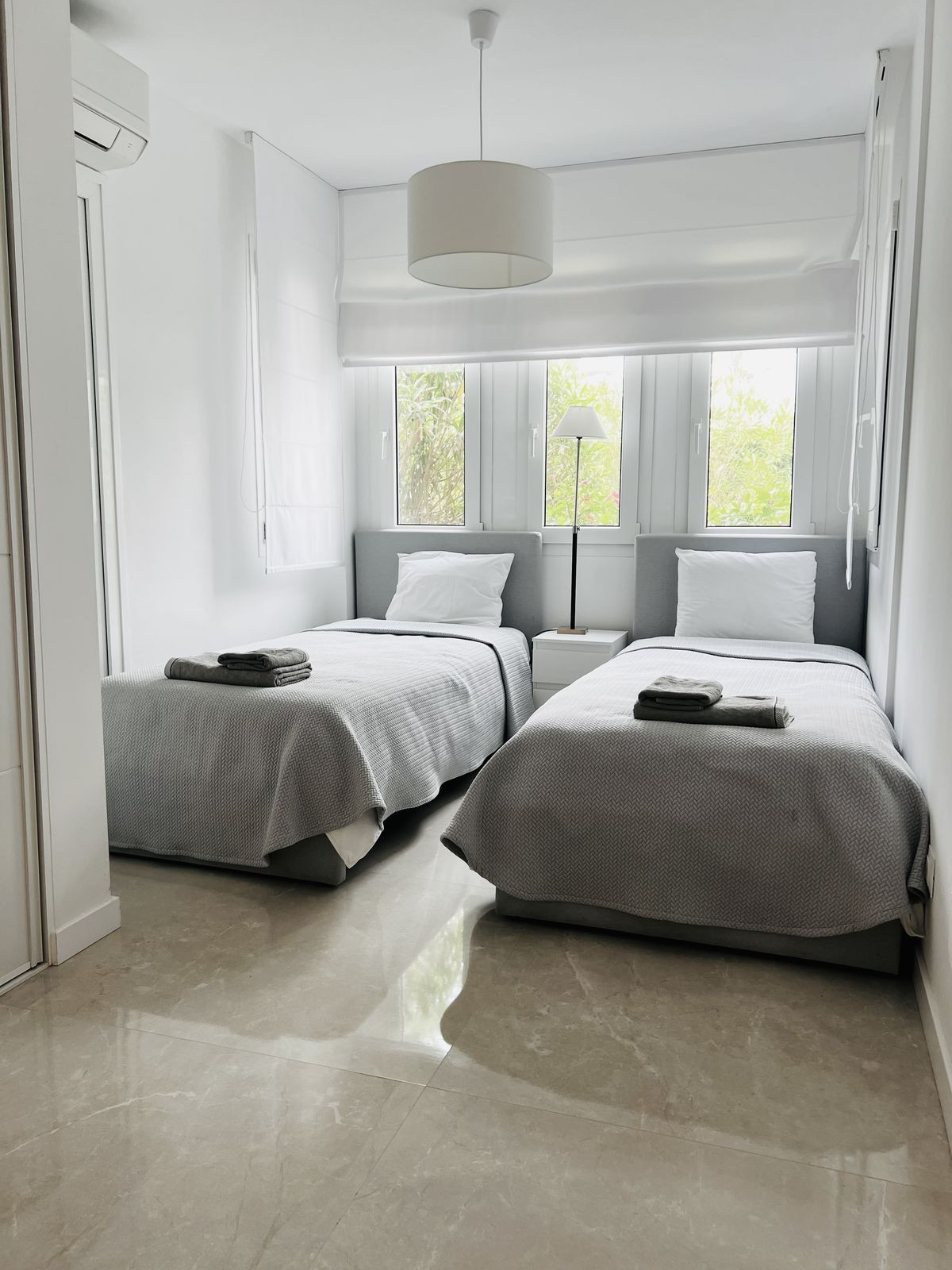 3 Bedroom Apartment for Sale in Marbella — view 18