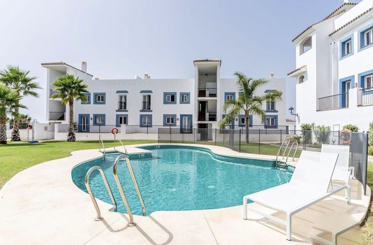 2 Bedroom Apartment for Sale in Benahavís — view 16