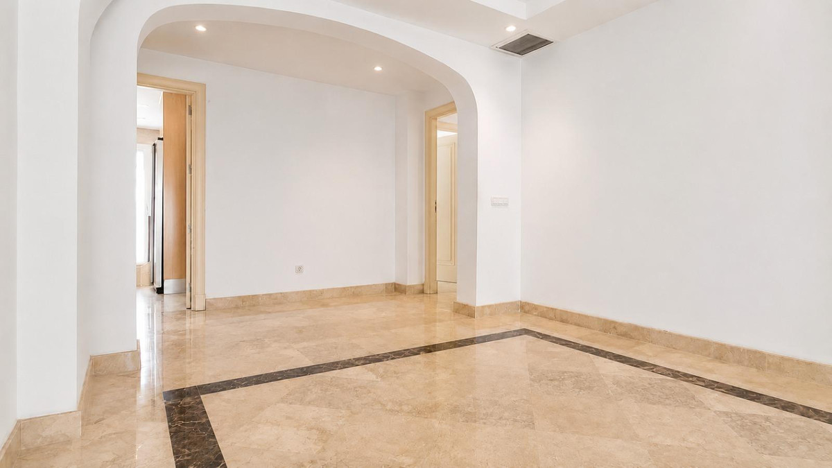 3 Bedroom Apartment for Sale in Nagüeles — 5
