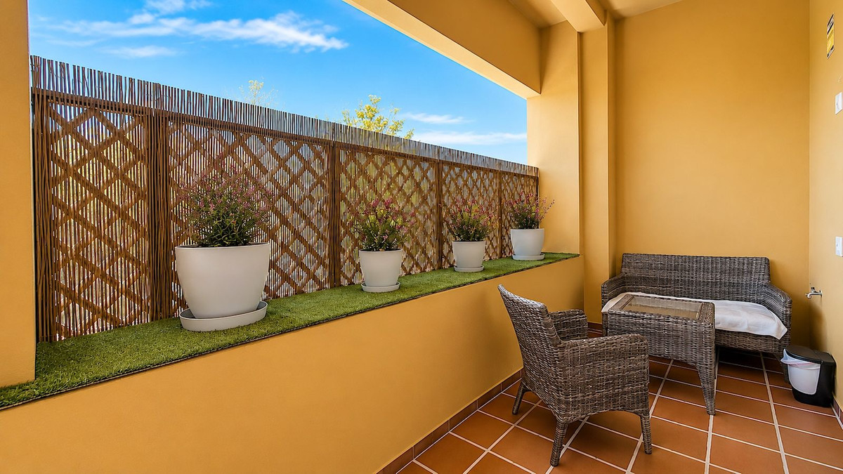 2 Bedroom Apartment for Sale in San Pedro de Alcántara — view 17