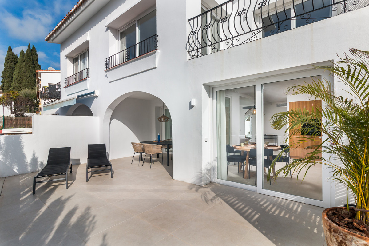 2 Bedroom Villa for Sale in Istán