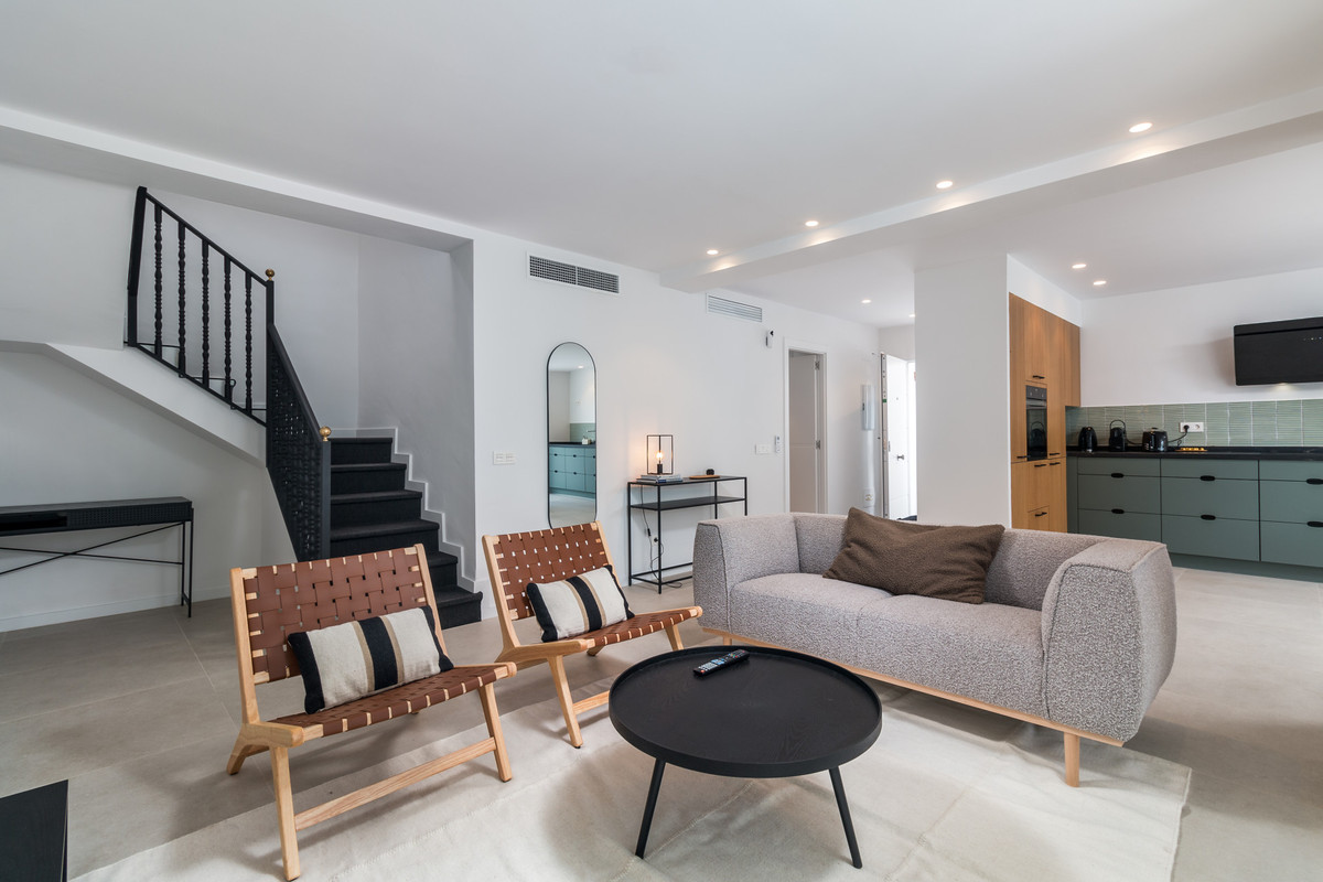 2 Bedroom Villa for Sale in Istán — 9