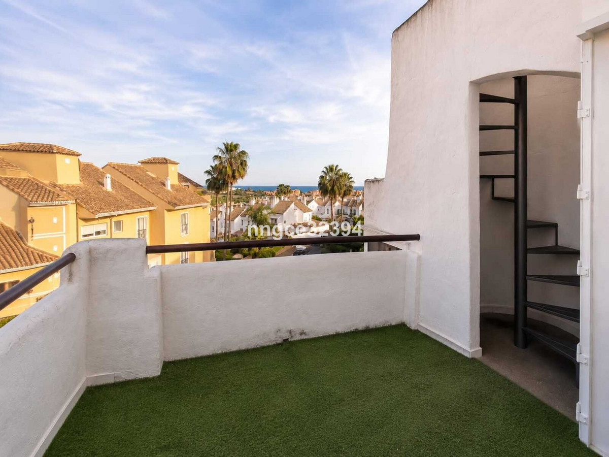 3 Bedroom Apartment for Sale in New Golden Mile — view 10