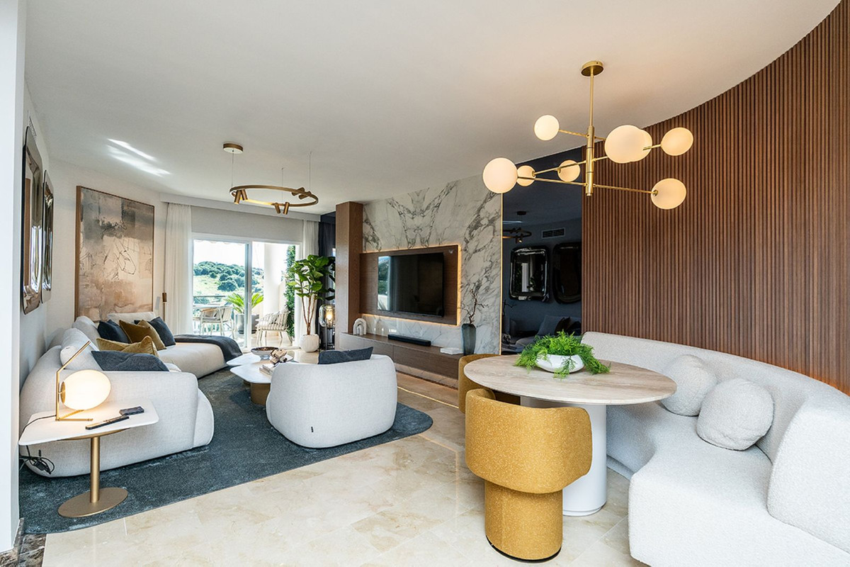 2 Bedroom Apartment for Sale in Bel Air