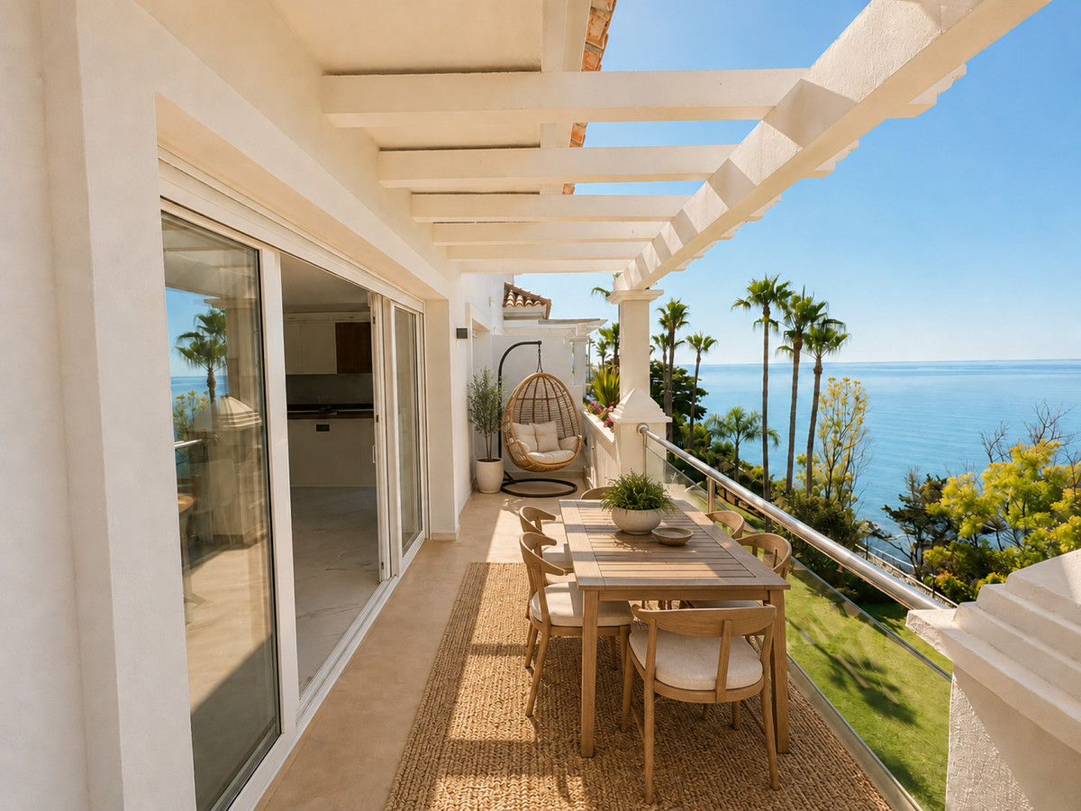 2 Bedroom Apartment for Sale in Estepona — 9