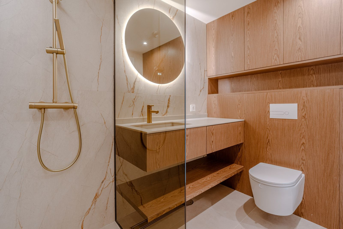 2 Bedroom Apartment for Sale in Nueva Andalucía — view 2