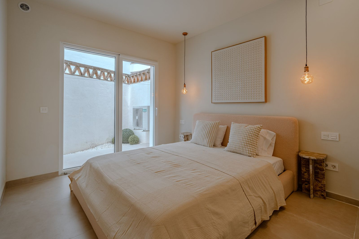 2 Bedroom Apartment for Sale in Nueva Andalucía — view 10