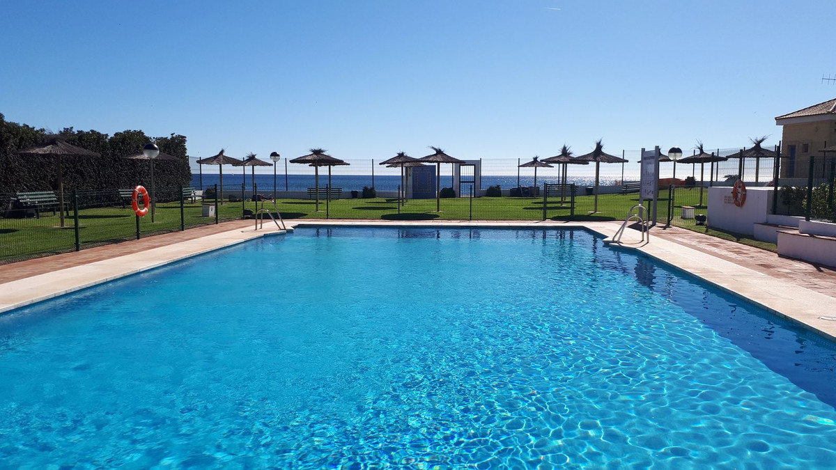 2 Bedroom Apartment for Sale in Estepona — 2