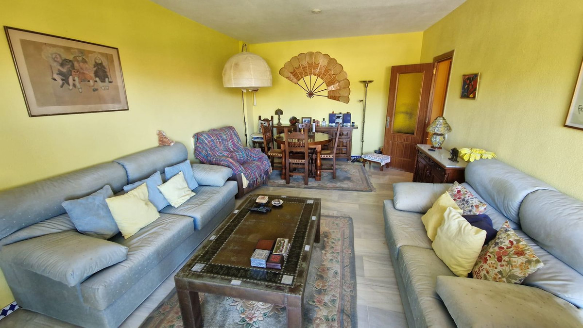 2 Bedroom Apartment for Sale in Estepona — 5