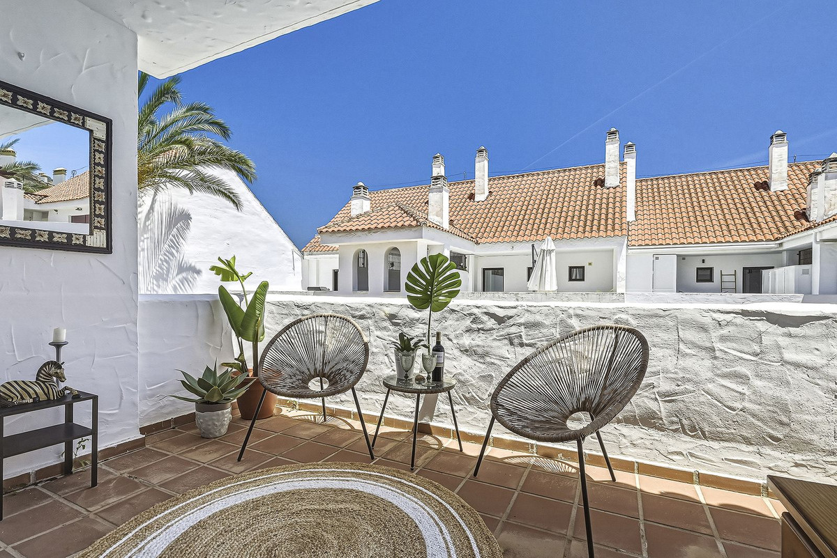 3 Bedroom Apartment for Sale in Nueva Andalucía
