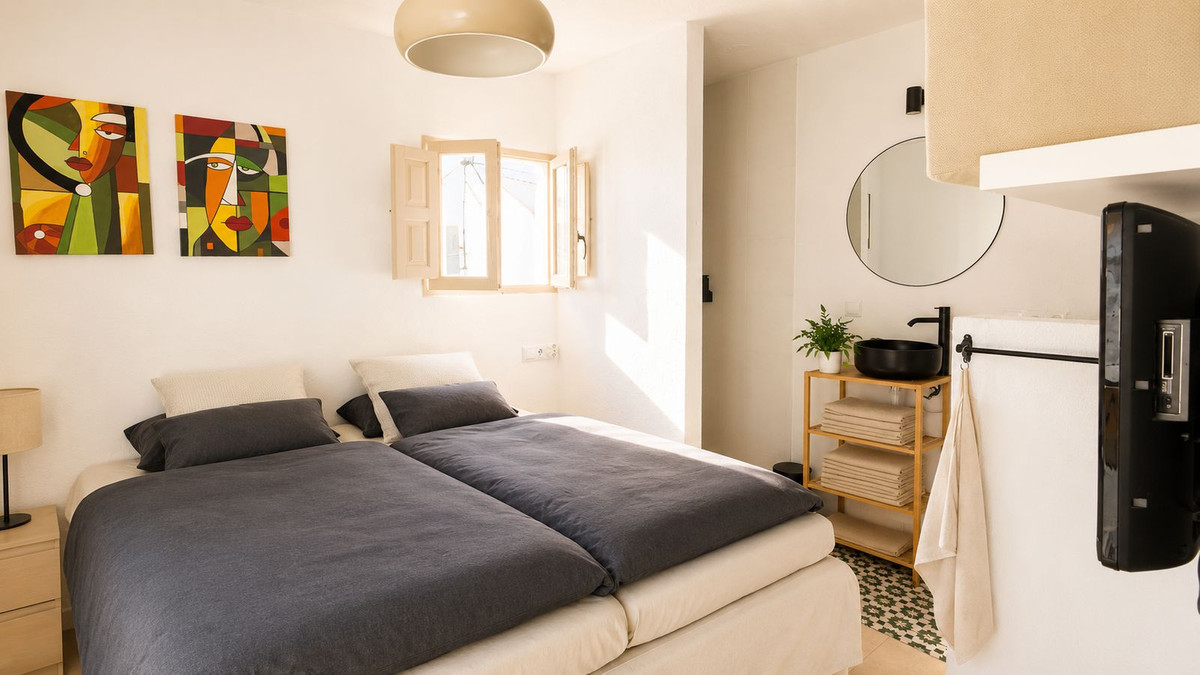 2 Bedroom Villa for Sale in Ojén — view 13
