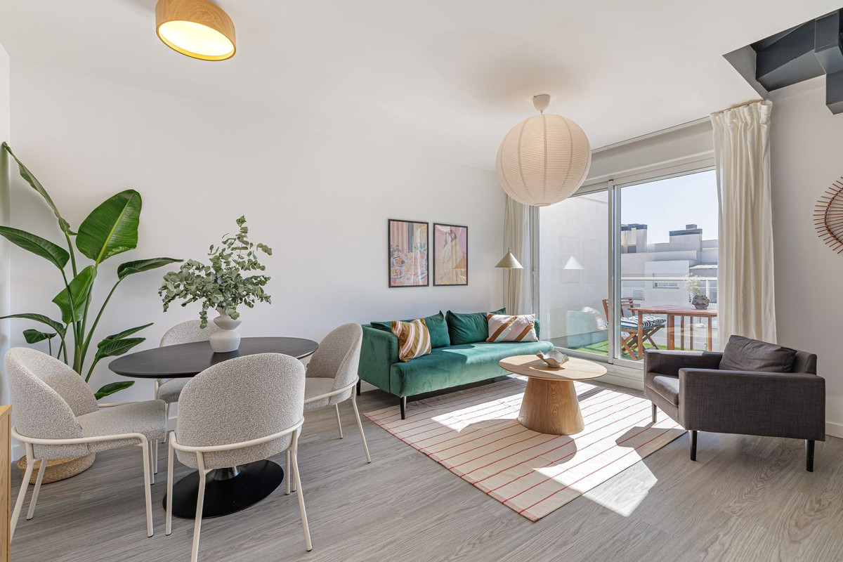 2 Bedroom Apartment for Sale in Estepona — 2