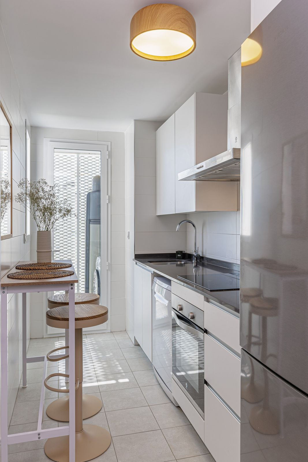 2 Bedroom Apartment for Sale in Estepona — view 12