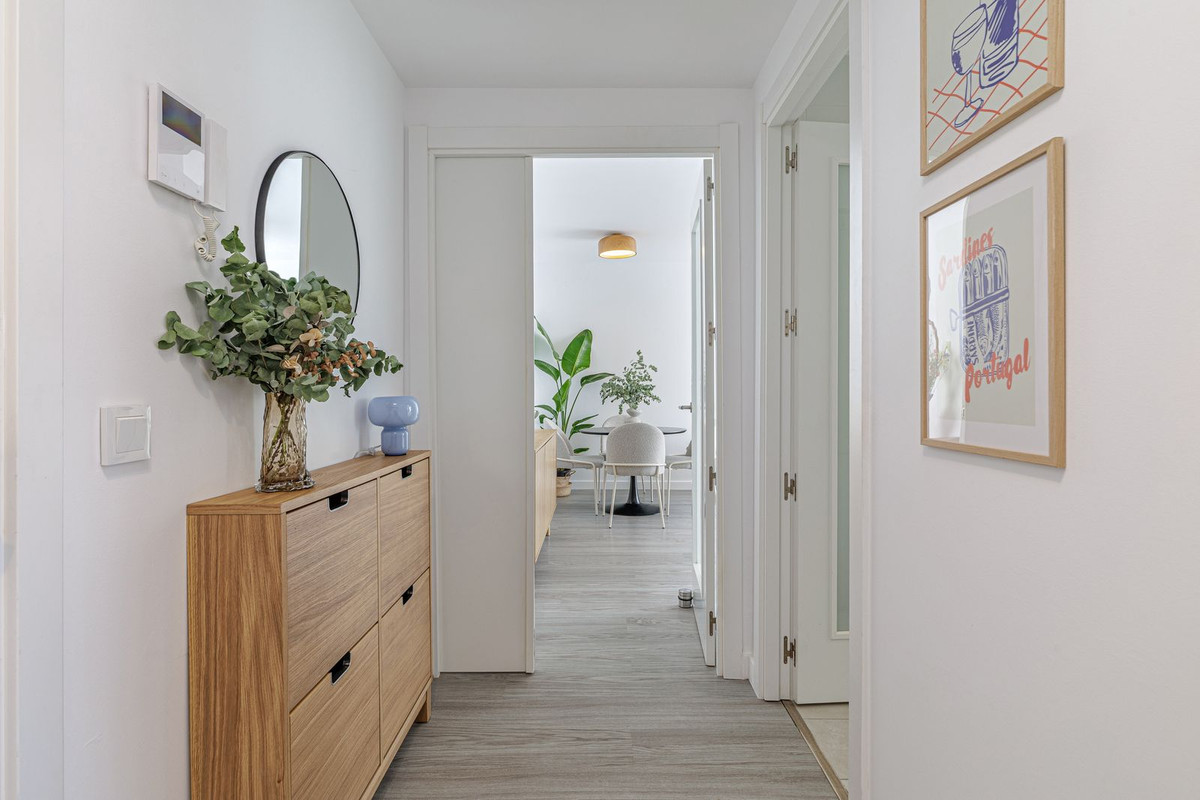 2 Bedroom Apartment for Sale in Estepona — 9