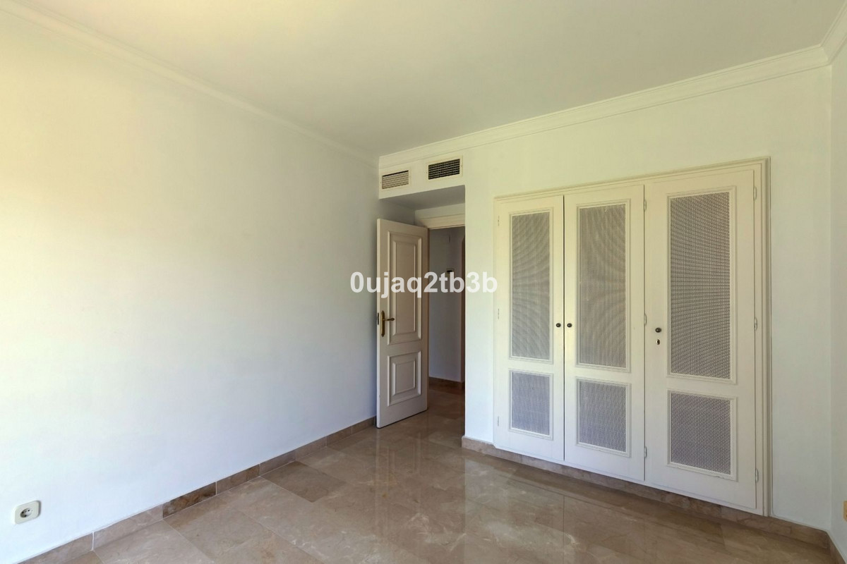 3 Bedroom Villa for Sale in Aloha — view 16