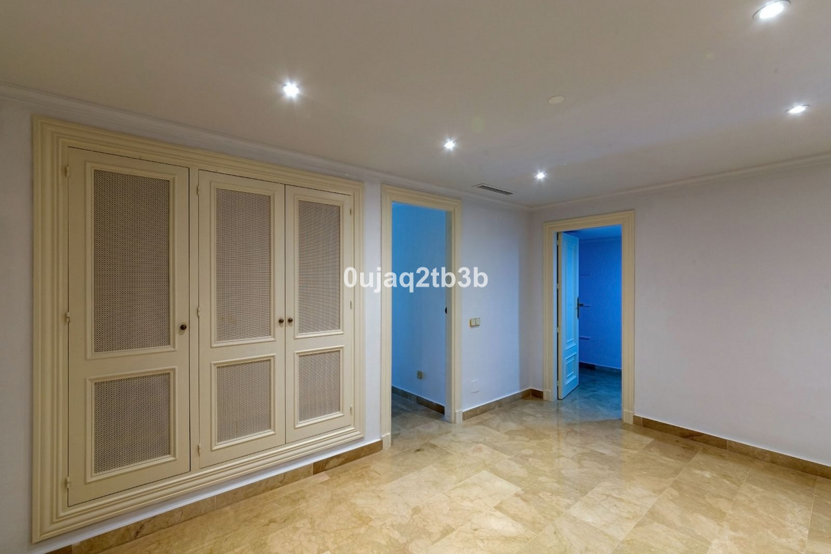 3 Bedroom Villa for Sale in Aloha — view 19